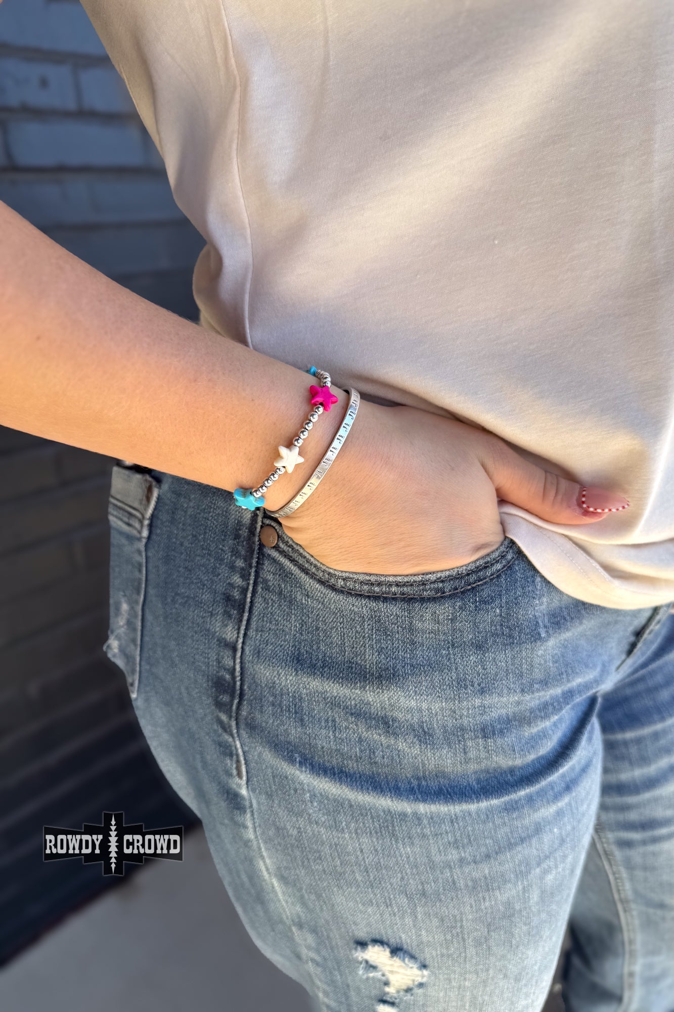 unique-id-e46b7513-2ea7-4f31-934d-b6837e65823a