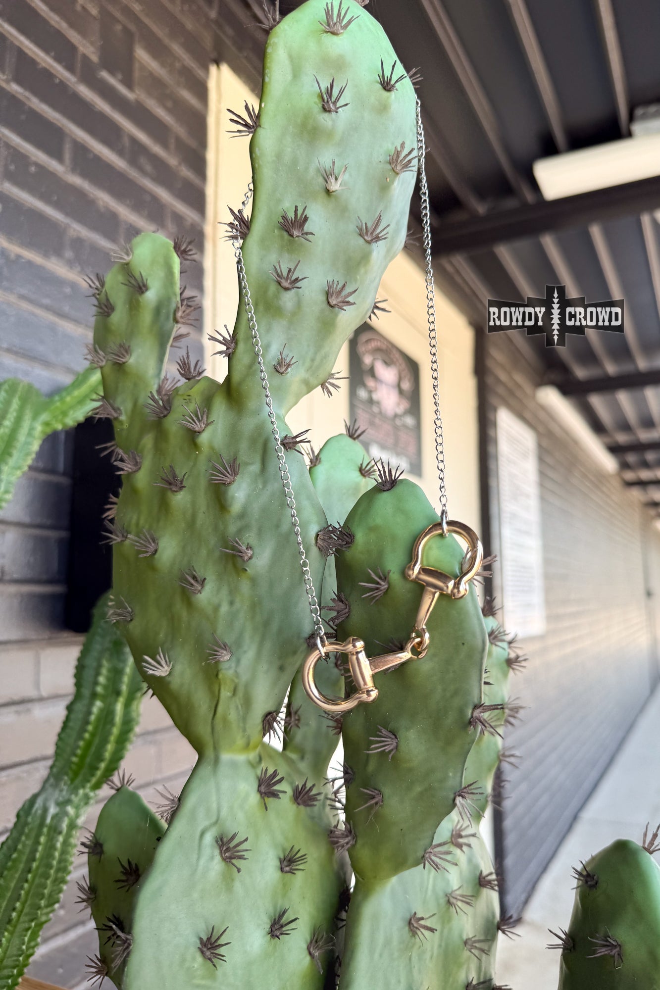 unique-id-da85777d-1e13-4880-bba7-112585a85a58