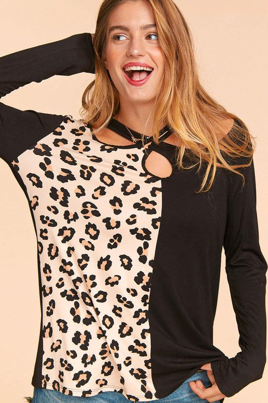 LEOPARD PRINT COLOR BLOCK CUT OUT KNIT TOP