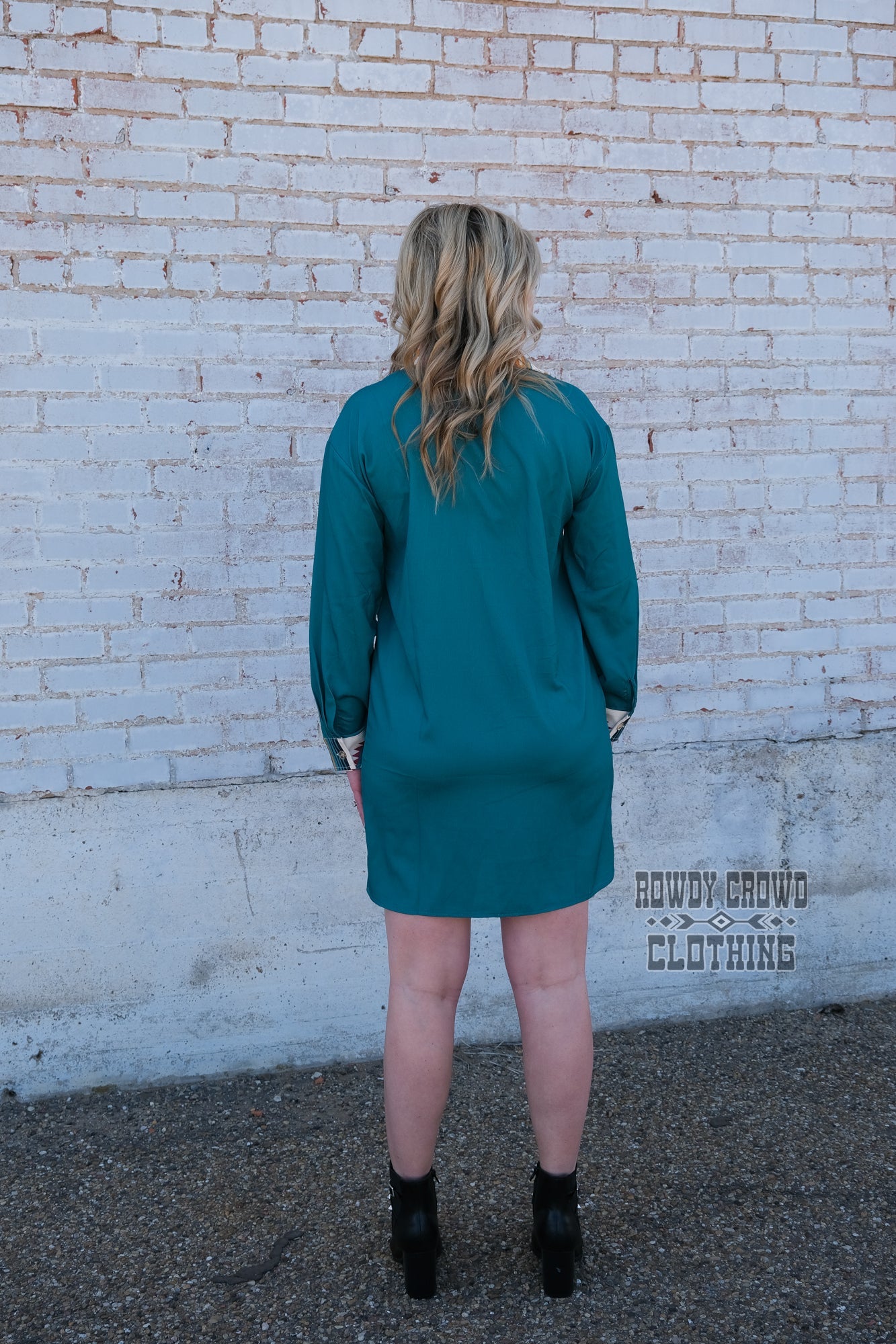 Western Apparel, Western Dresses, Duster, Western Fashion, Western Boutique, Western Wholesale, cowgirl dress, western outfits, western attire, western style dress, western style duster, wholesale clothing, aztec print clothing, aztec print dress