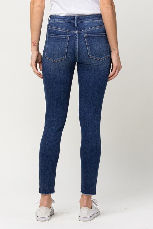 MID RISE CROP SKINNY